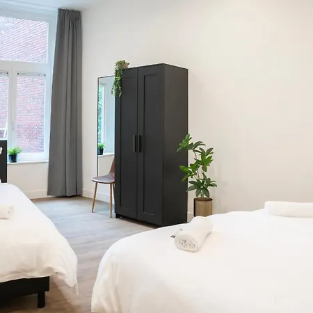 アパート Spacious In Bed And Coffe ティルブルグ