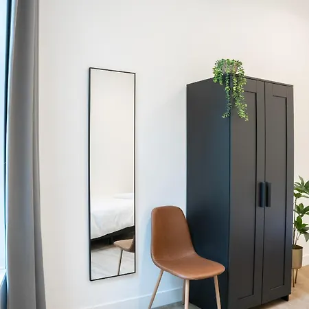 Spacious In Bed And Coffe Apartament *