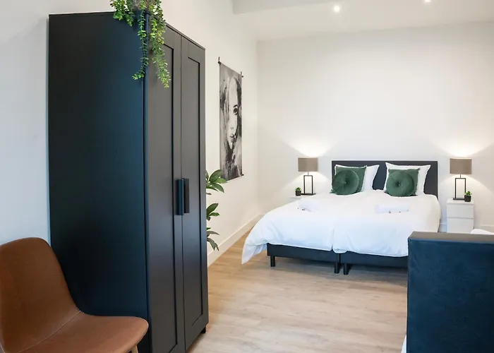 Spacious In Bed And Coffe Διαμέρισμα