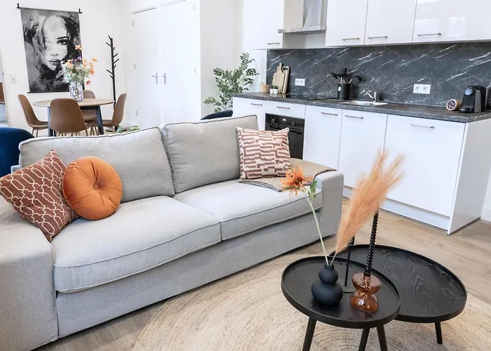 Spacious In Bed And Coffe Appartamento *