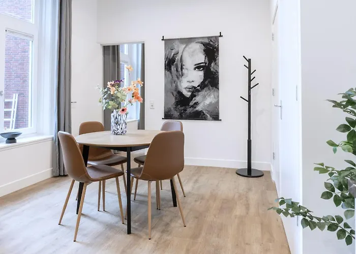 Spacious In Bed And Coffe Διαμέρισμα Τίλμπουργκ