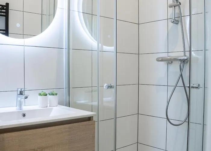 Spacious In Bed And Coffe Διαμέρισμα *