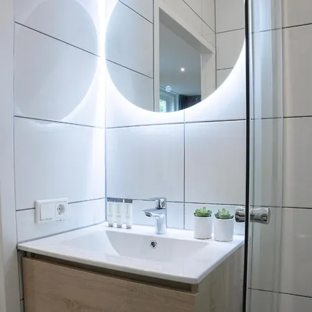 Lejlighed Spacious In Bed And Coffe