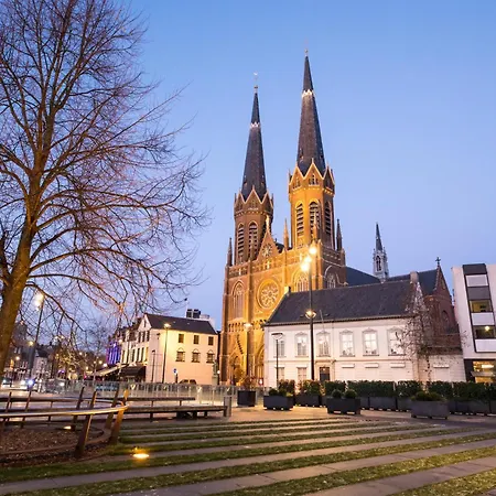 Spacious In Bed And Coffe Lejlighed Tilburg